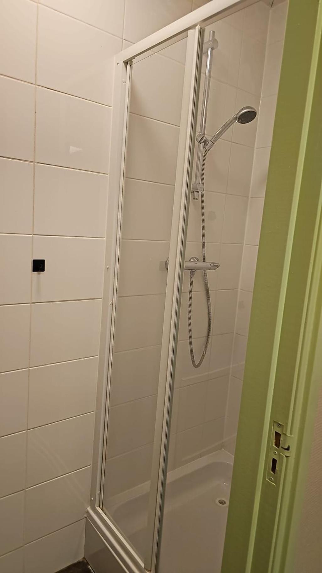 Benb Pieterburen Broek Luaran gambar